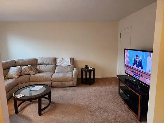 Sold by Berkshire Hathaway HomeServices Fillmore Real Estate | media 14