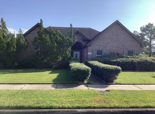1601 Oak Place Ct, Pearland, TX 77581