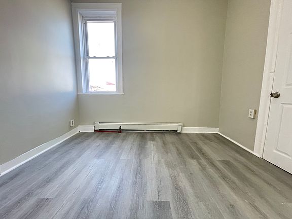 4th image of 445 Martin Luther King Dr #4E