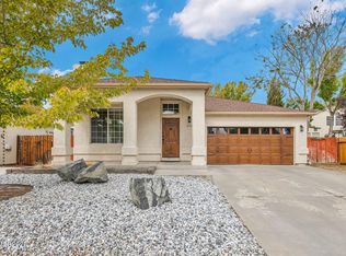 2750 Carriage Crest Dr, Carson City, NV