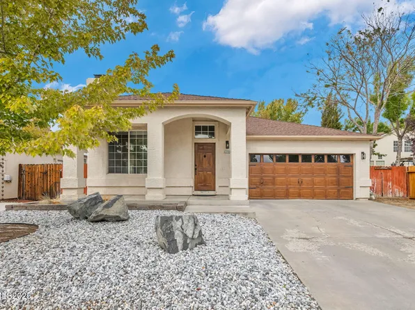 2750 Carriage Crest Dr, Carson City, NV 89706