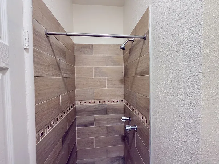 921 Sartori — Photo 11