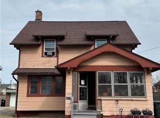1737 Avalon Rd, Cleveland, OH 44112