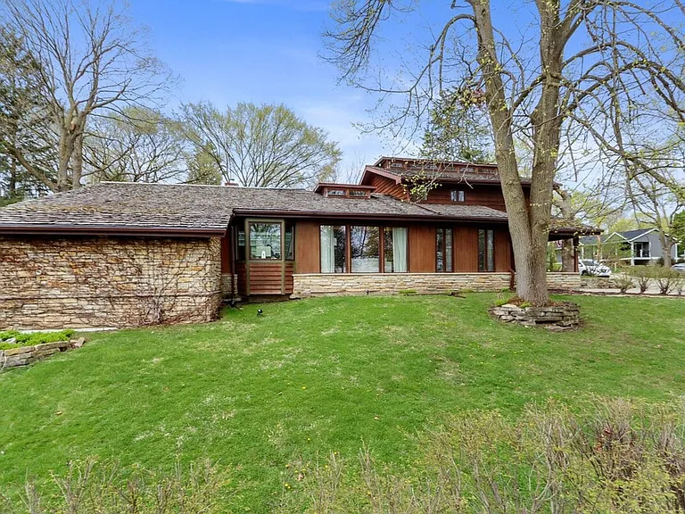 222 Ridge Rd — Photo 9