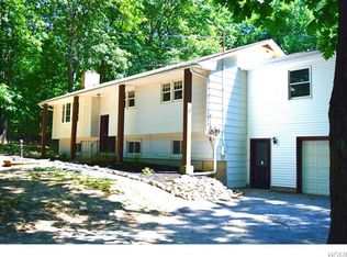 382 Nashopa Rd, Bloomingburg, NY 12721