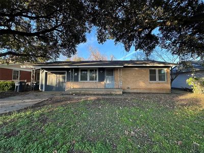 809 E Hammond St, Fort Worth, TX, 76115