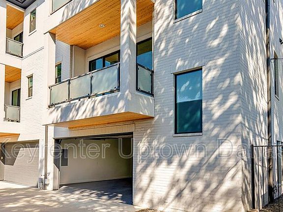 2nd image of 4120 Gilbert Ave Unit 104D