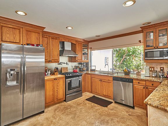 Amazing Kitchen!