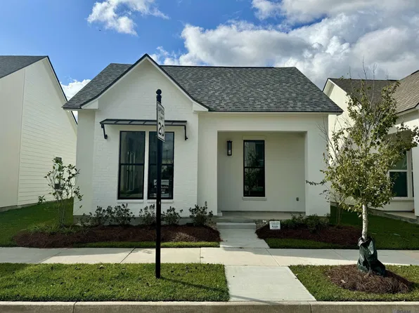 9986 Couret Dr, Baton Rouge, LA 70818