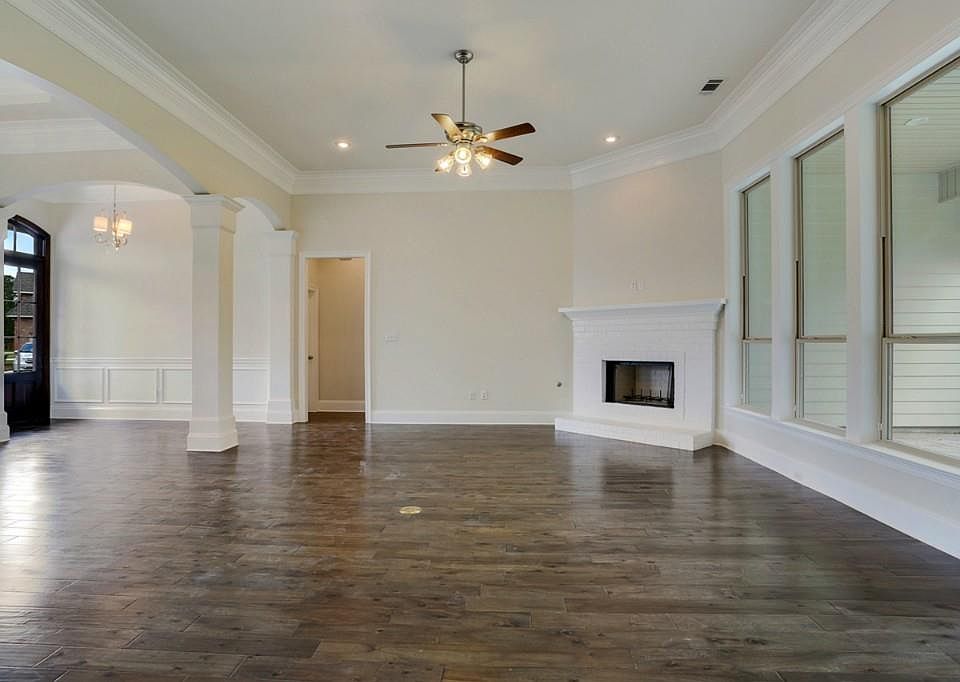 1st image of 1200 Brook Court Dr