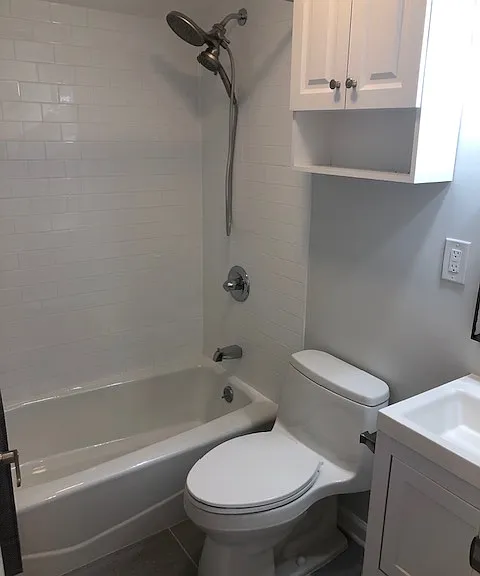 3-33 31st St #2 — Photo 5