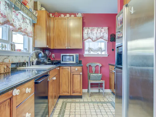 168-03 Powells Cove Boulevard image 22 of 48