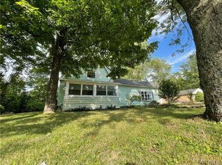 7501 Seneca St, East Aurora, NY 14052