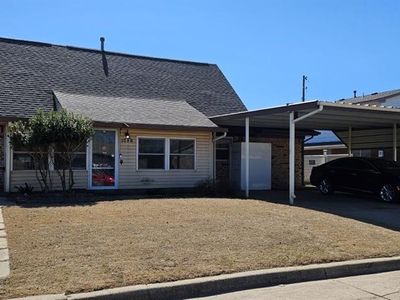 1056 NW 2nd St, Moore, OK, 73160