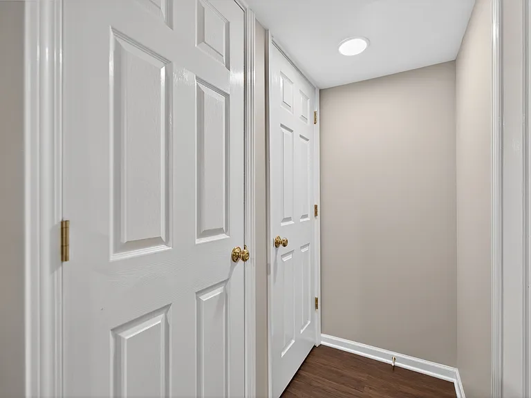 212 Amherst Ct #C — Photo 34