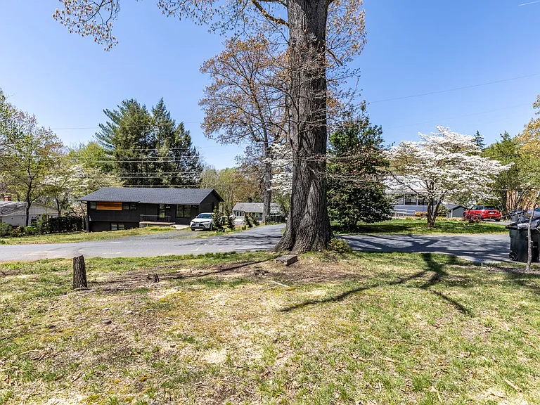 604 Wilder Dr — Photo 47