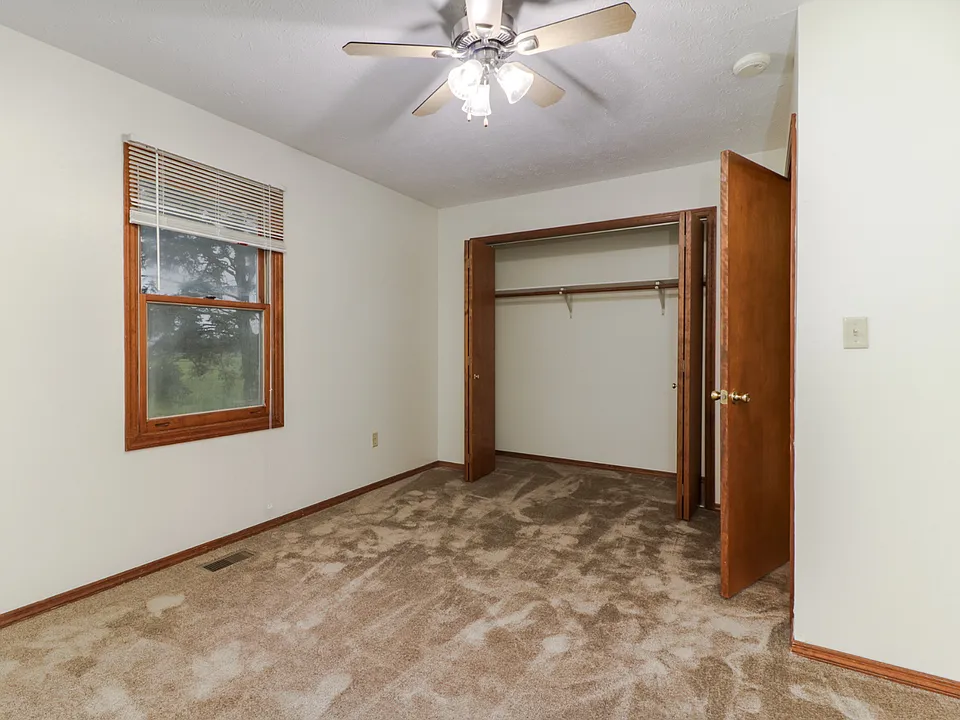 Building Photo 5