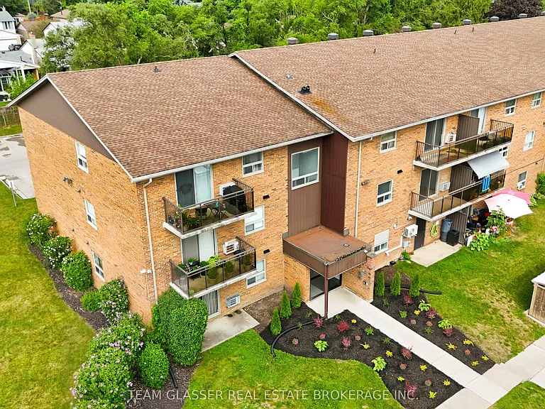 735 Wonderland Rd S #302 — Photo 28