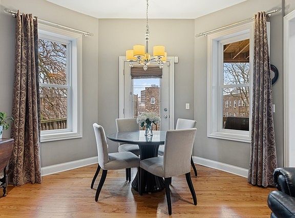 5th image of 4321 N Kenmore Ave #3N