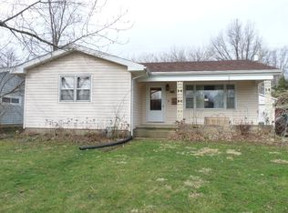1906 Edison St, Danville, IL 61832