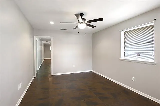 1004 Severn Ave — Photo 6