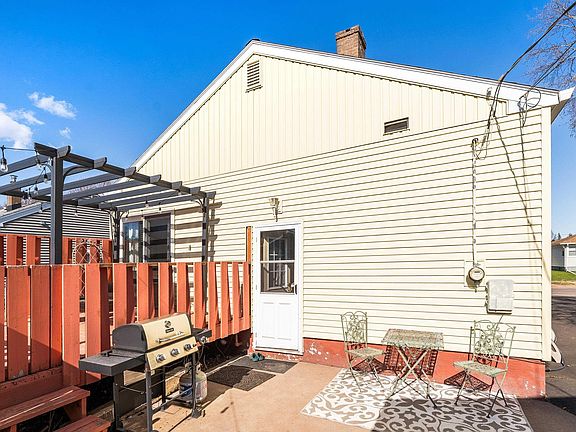 3rd image of 1257 91st Ave W