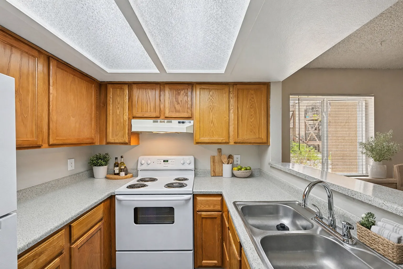 Toscana Apartments — Photo 1