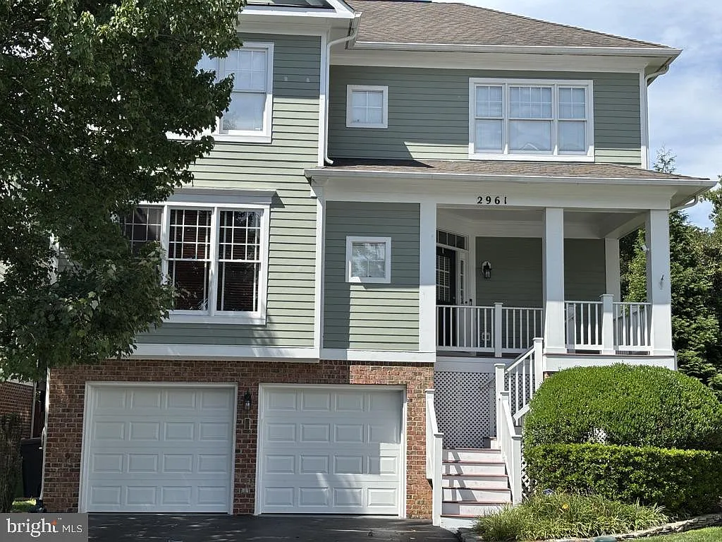 4 bed, 3.5 bath, 2368 sqft, $5,500 — Photo 1
