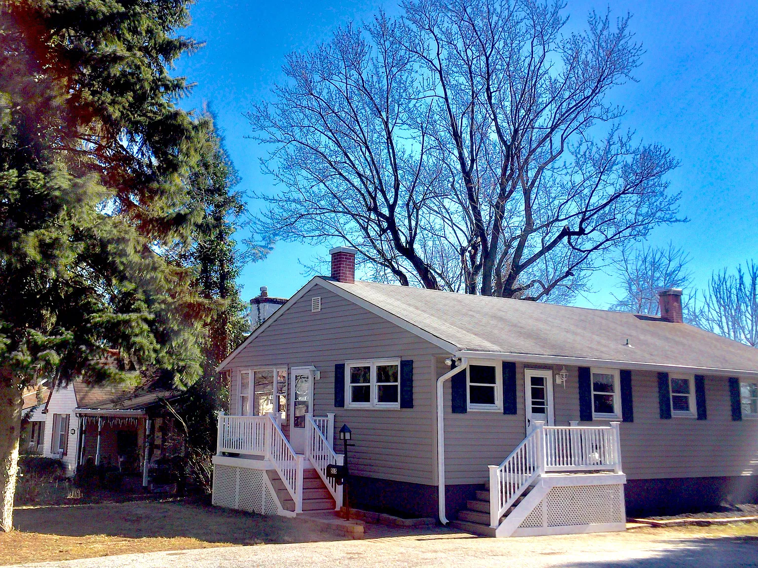 3 bed, 2.5 bath, 2288 sqft, $2,750 — Photo 2