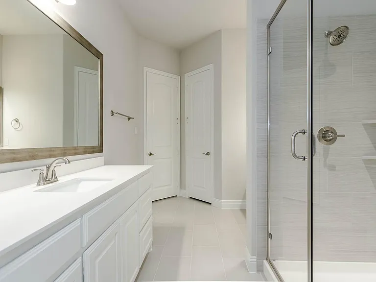 1537 Euclid Aly — Photo 16