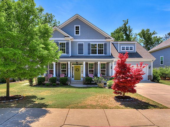 3rd image of 1764 Davenport Drive
