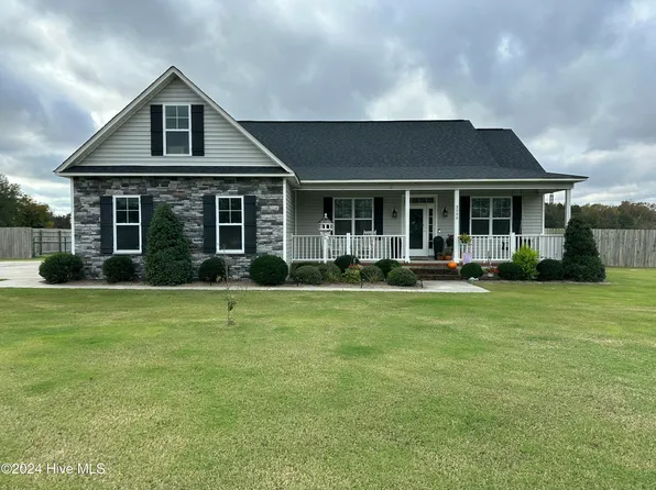 3984 Norris Store Road, Ayden, NC 28513