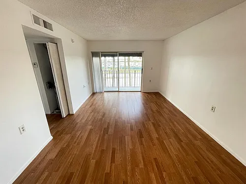 1068 N Benoist Farms Rd #312 Photo 1