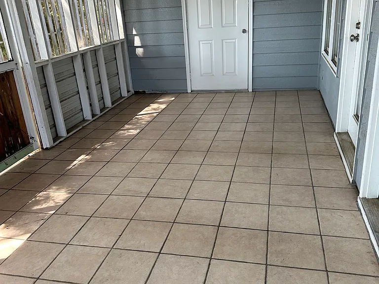 1008 Beach Dr SW #B1 — Photo 13