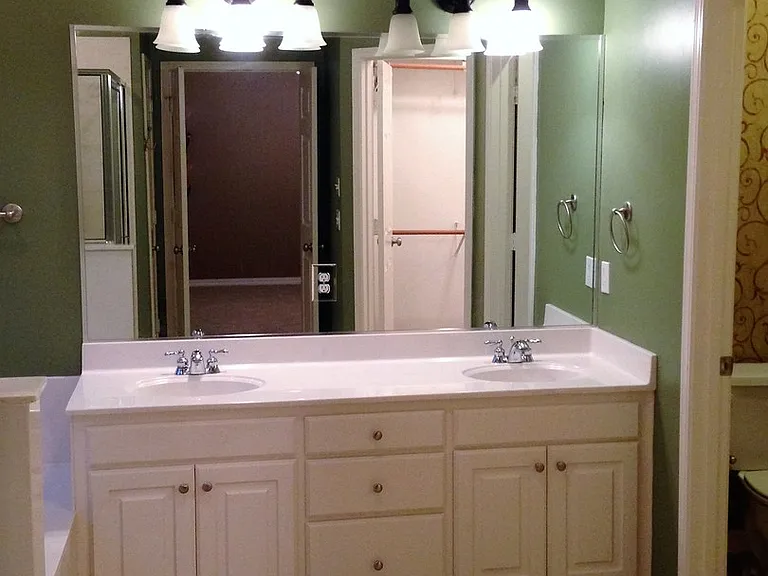 113 Baltic Dr — Photo 32