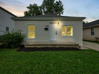 25360 Macomb St, Roseville, MI, 48066