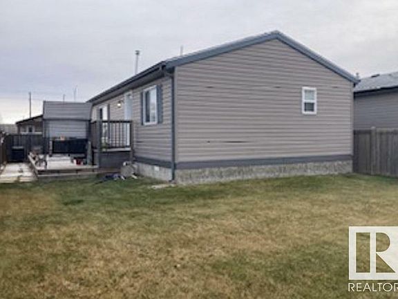 4th image of 99 Jutland Cres