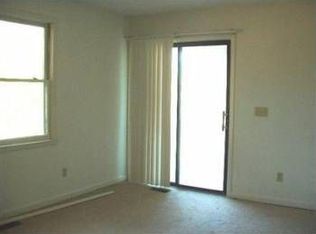 793 E Boiling Spring Rd, Southport, NC 28461