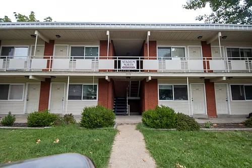 2209 Oakwood Dr Photo 1