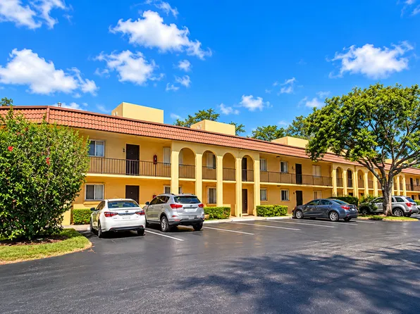 866 SW 9th Street Cir APT 105, Boca Raton, FL 33486
