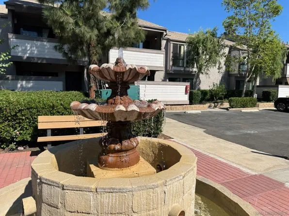 9189 Village Glen Dr Unit 252, San Diego, CA 92123