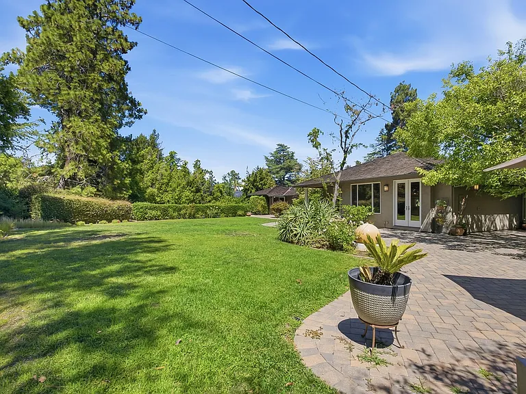 13565 Wendy Ln — Photo 38