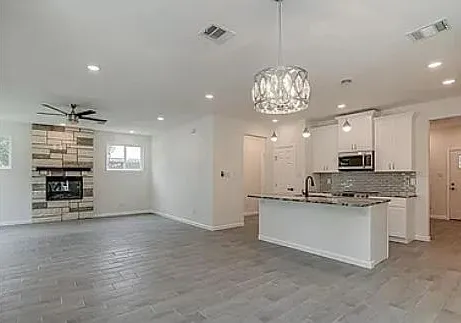1583 Bonnyview Dr — Photo 7