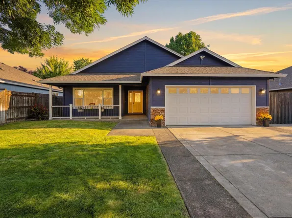 980 Willowdale Ave, Medford, OR 97501