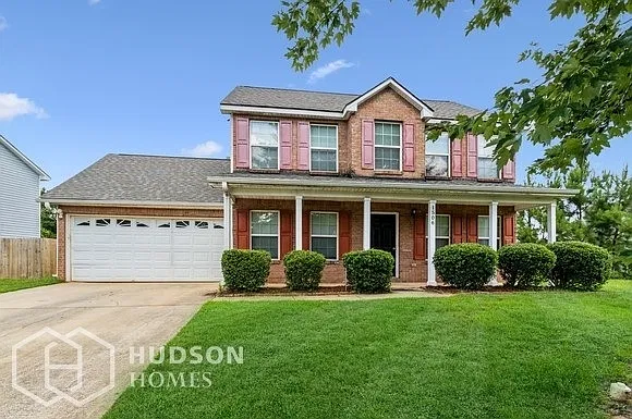 3 bed, 2.5 bath, 1608 sqft, $2,099 — Photo 1