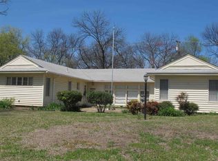 811 10th Ave NW, Ardmore, OK 73401