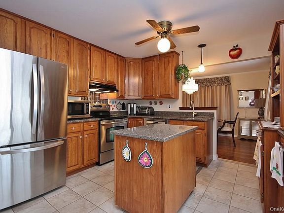 2nd image of 2597 Quaker Church Road