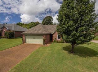375 Village Dr, Oakland, TN 38060