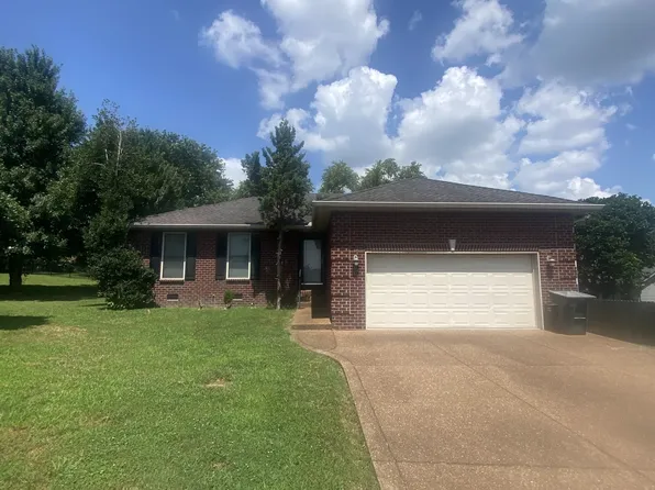 202 Oxford Pl, Gallatin, TN 37066