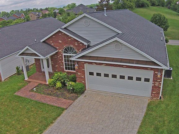 3rd image of 4913 Renee Ln